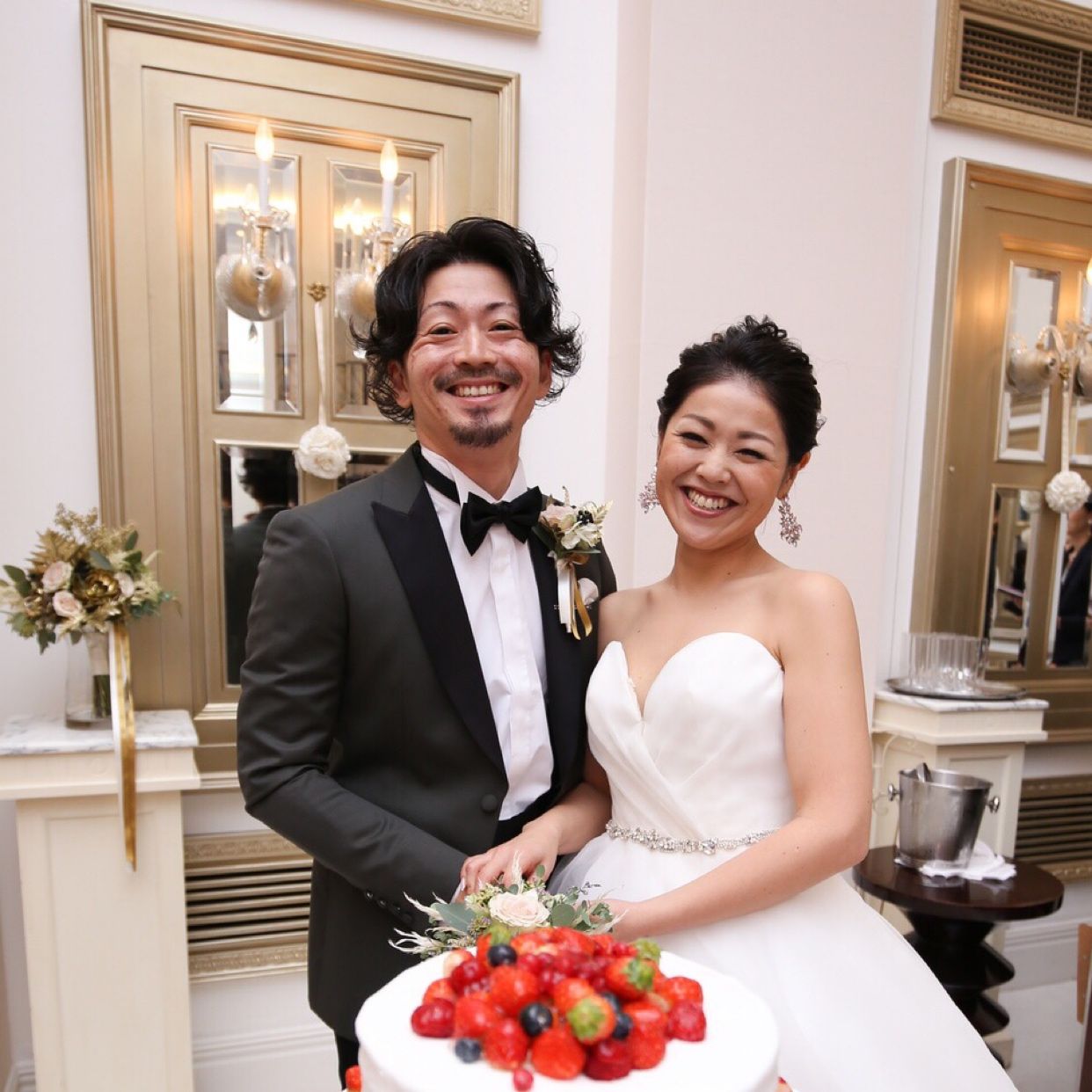 披露宴パーティのカバー写真