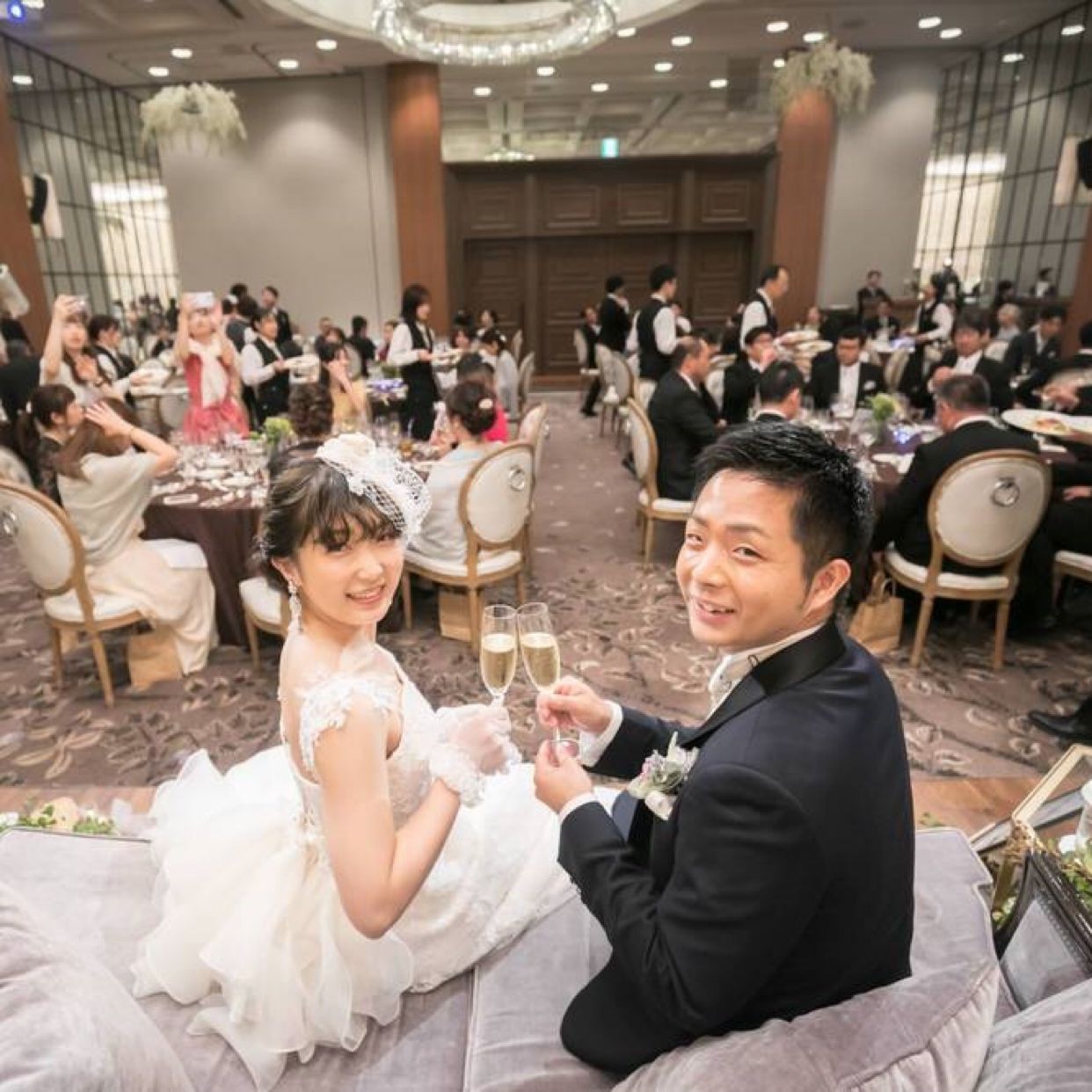 披露宴パーティのカバー写真