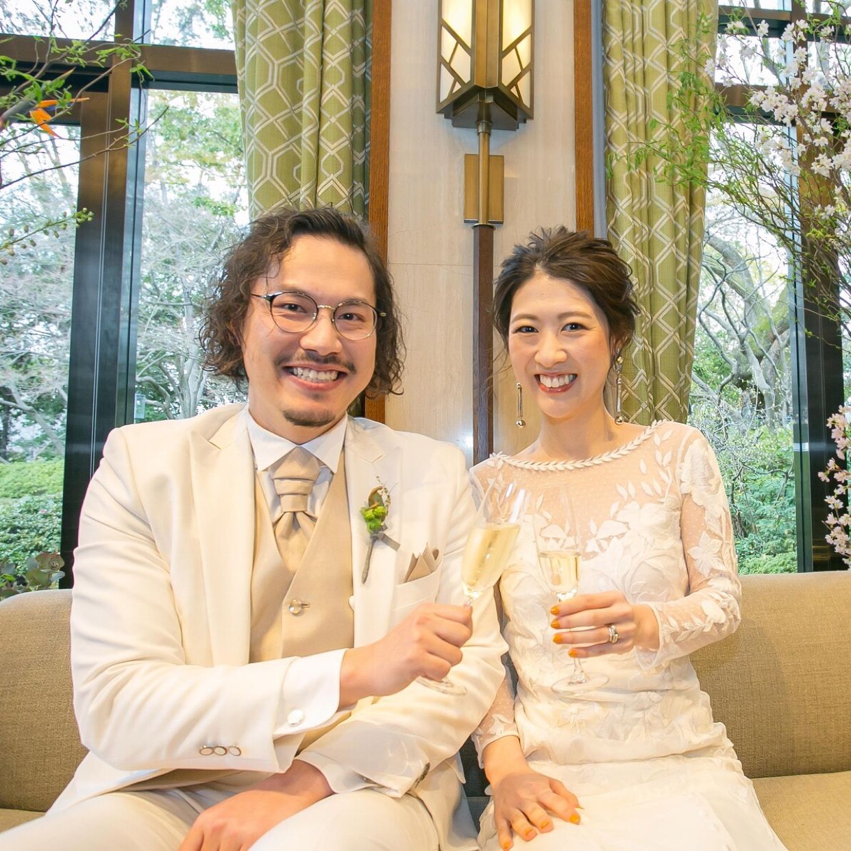 披露宴パーティのカバー写真