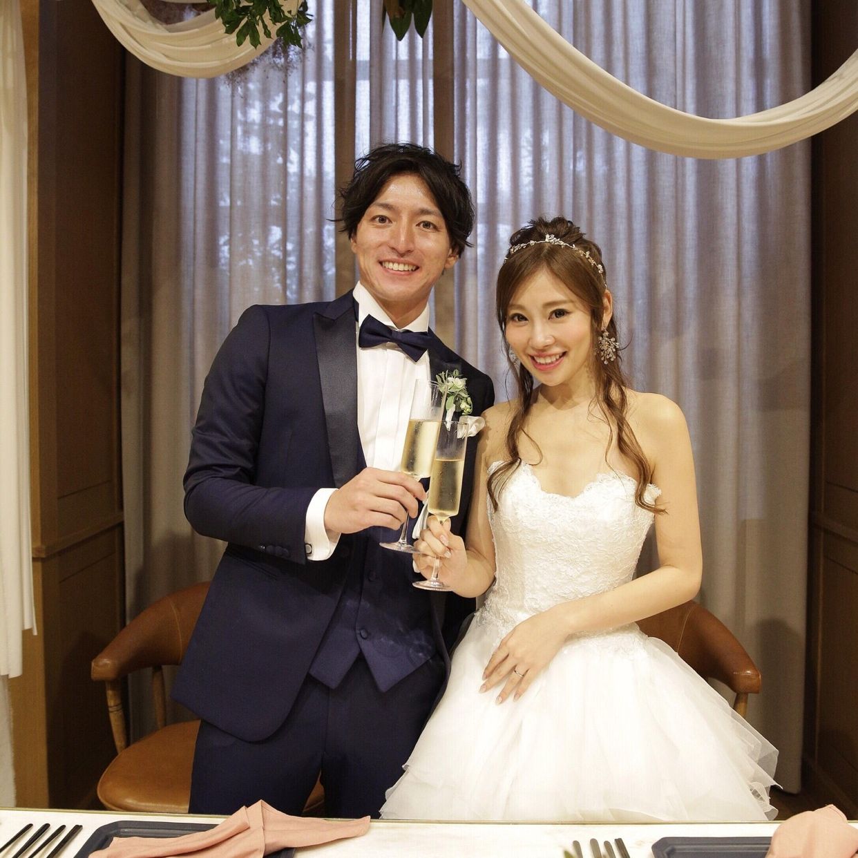 披露宴パーティのカバー写真