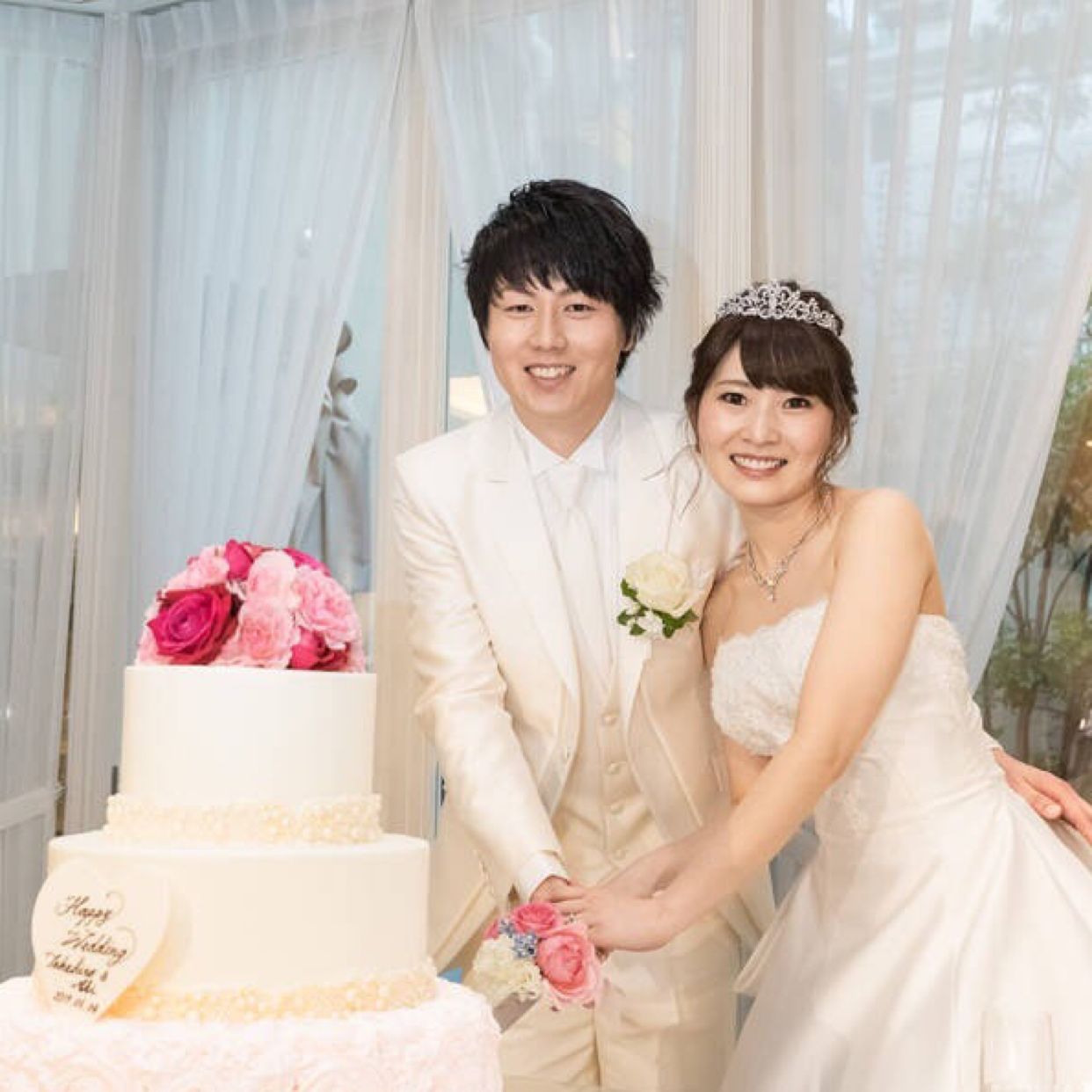 披露宴パーティのカバー写真