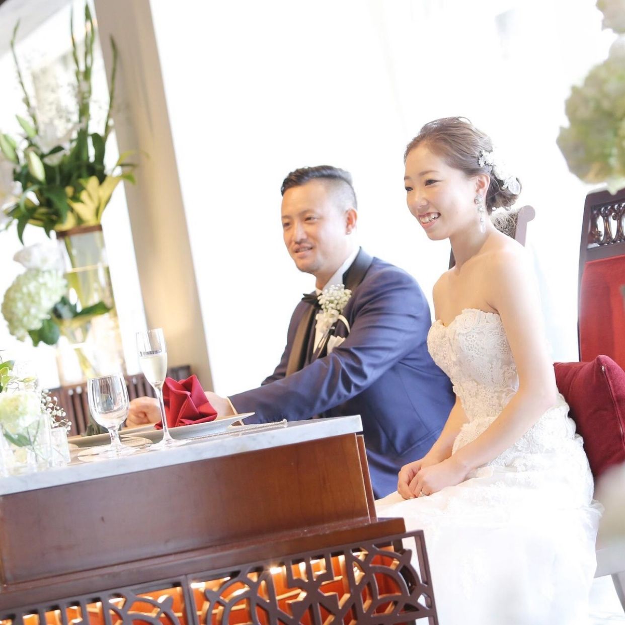 披露宴パーティのカバー写真