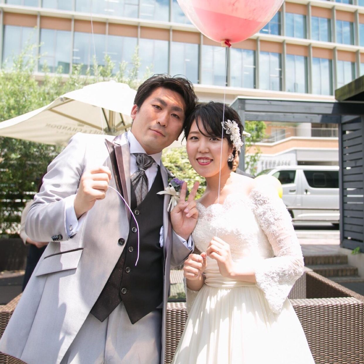 披露宴パーティのカバー写真