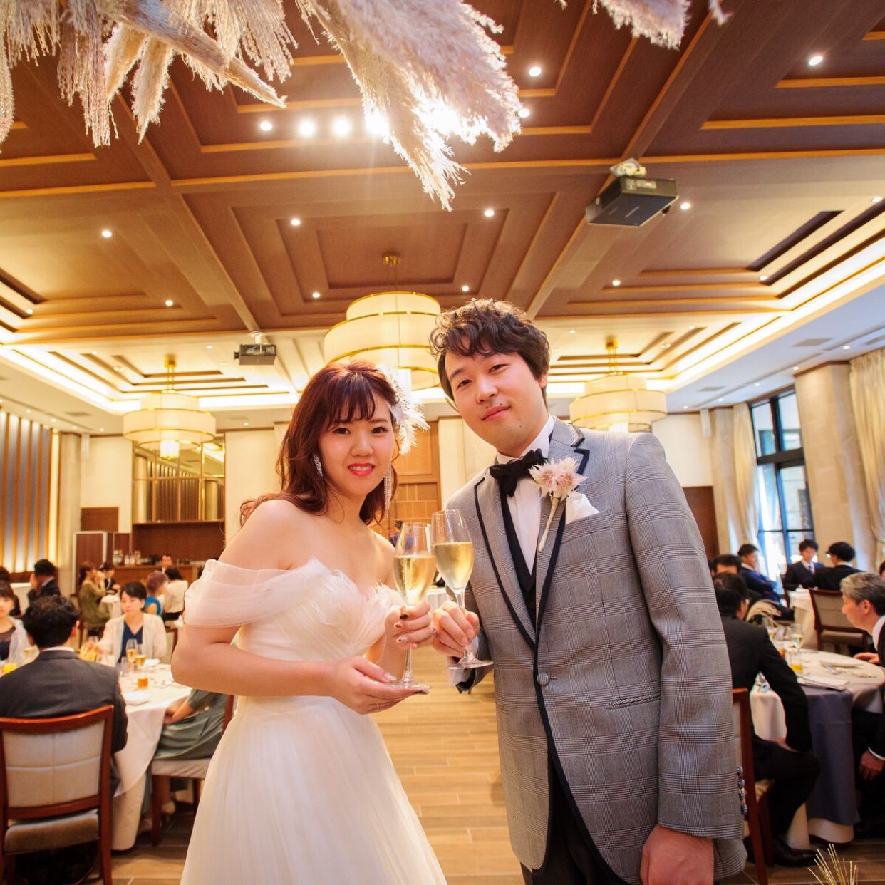 披露宴パーティのカバー写真