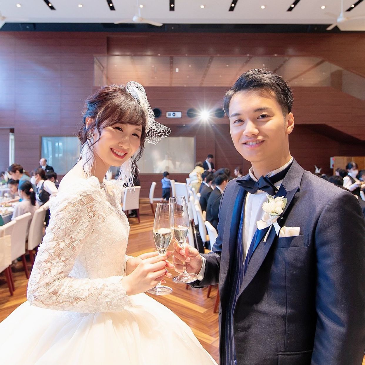 披露宴パーティのカバー写真