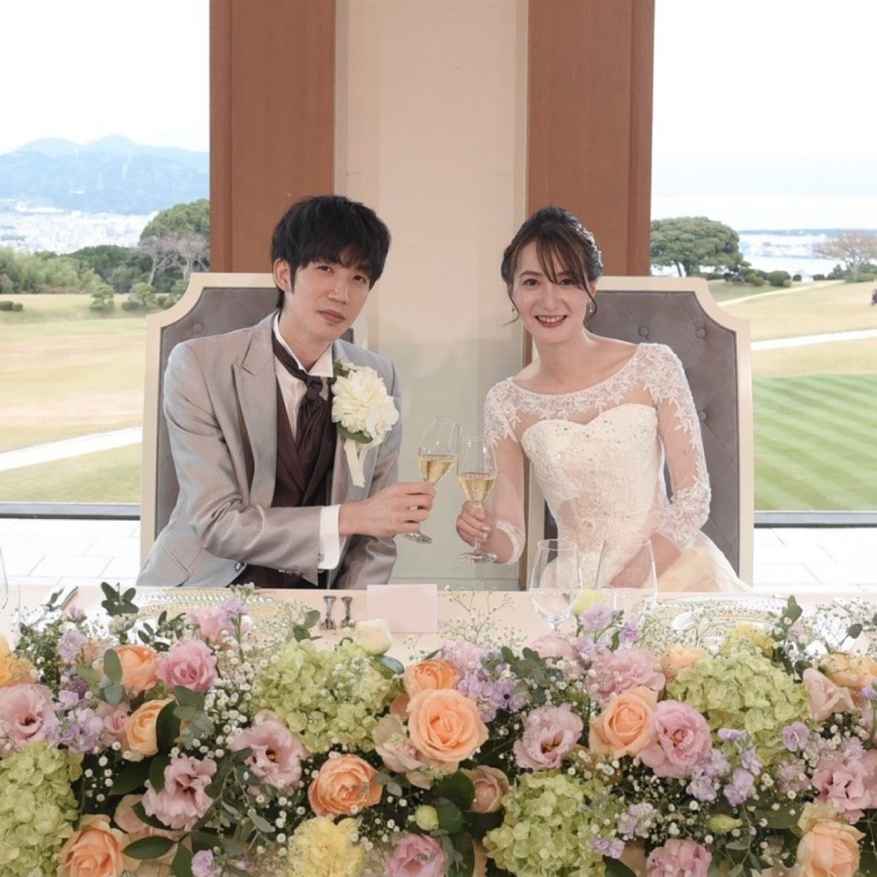 披露宴パーティのカバー写真