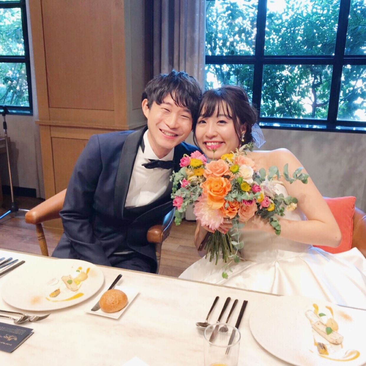 披露宴パーティのカバー写真