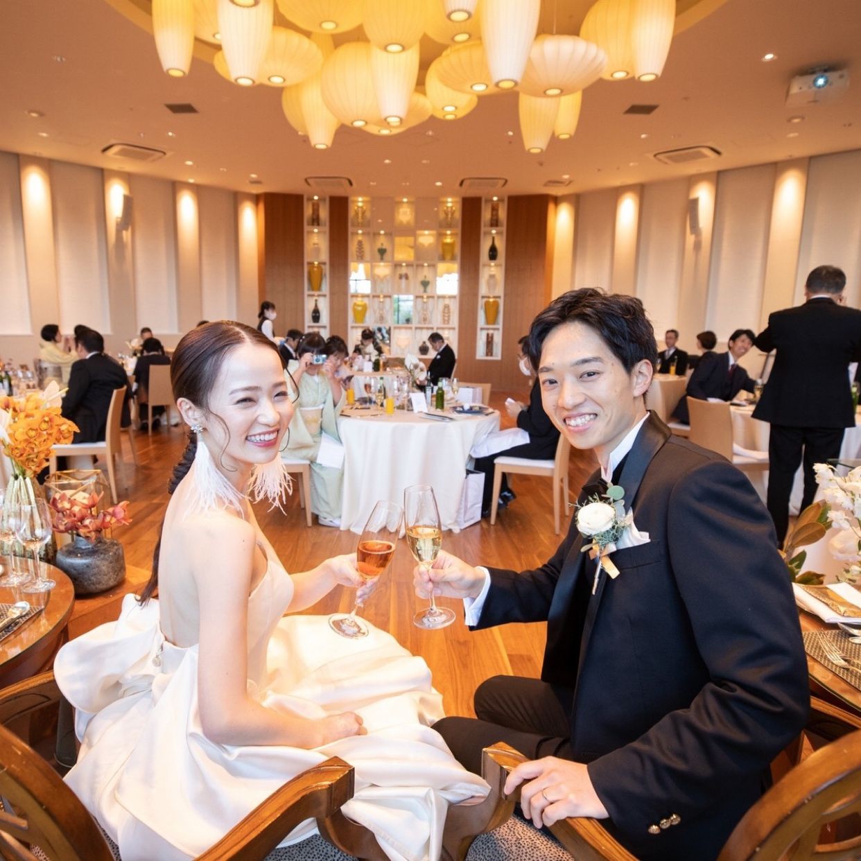 披露宴パーティのカバー写真