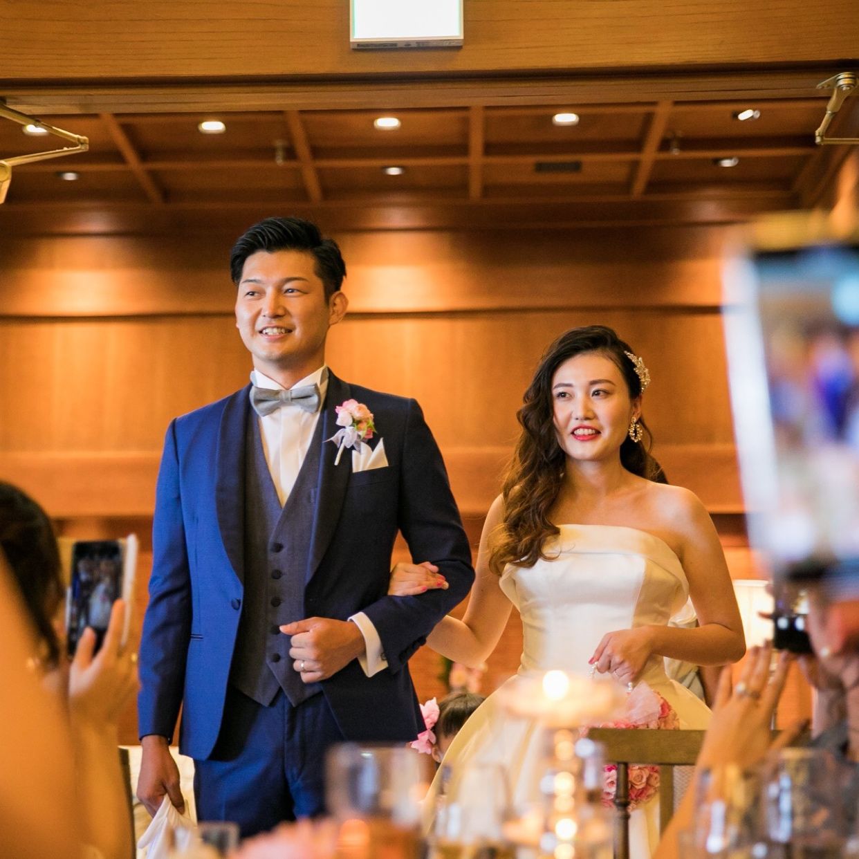 披露宴パーティのカバー写真