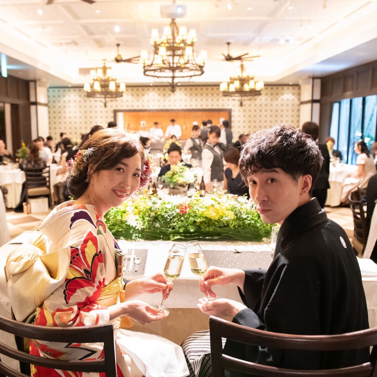 披露宴パーティのカバー写真