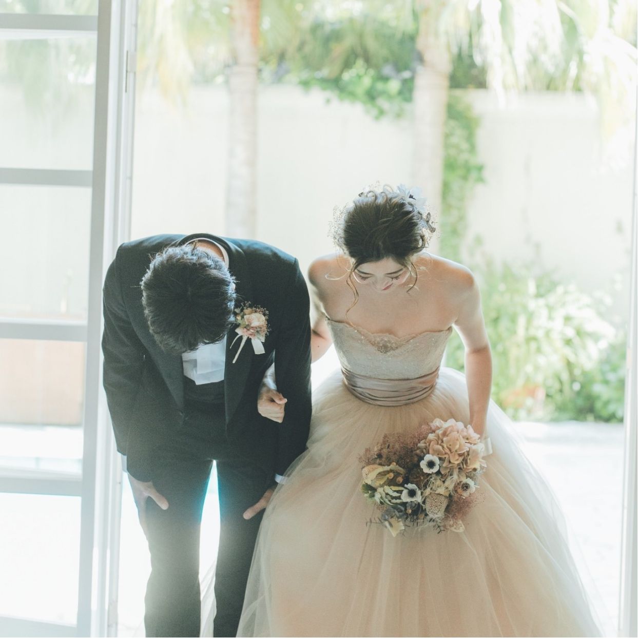 披露宴パーティのカバー写真