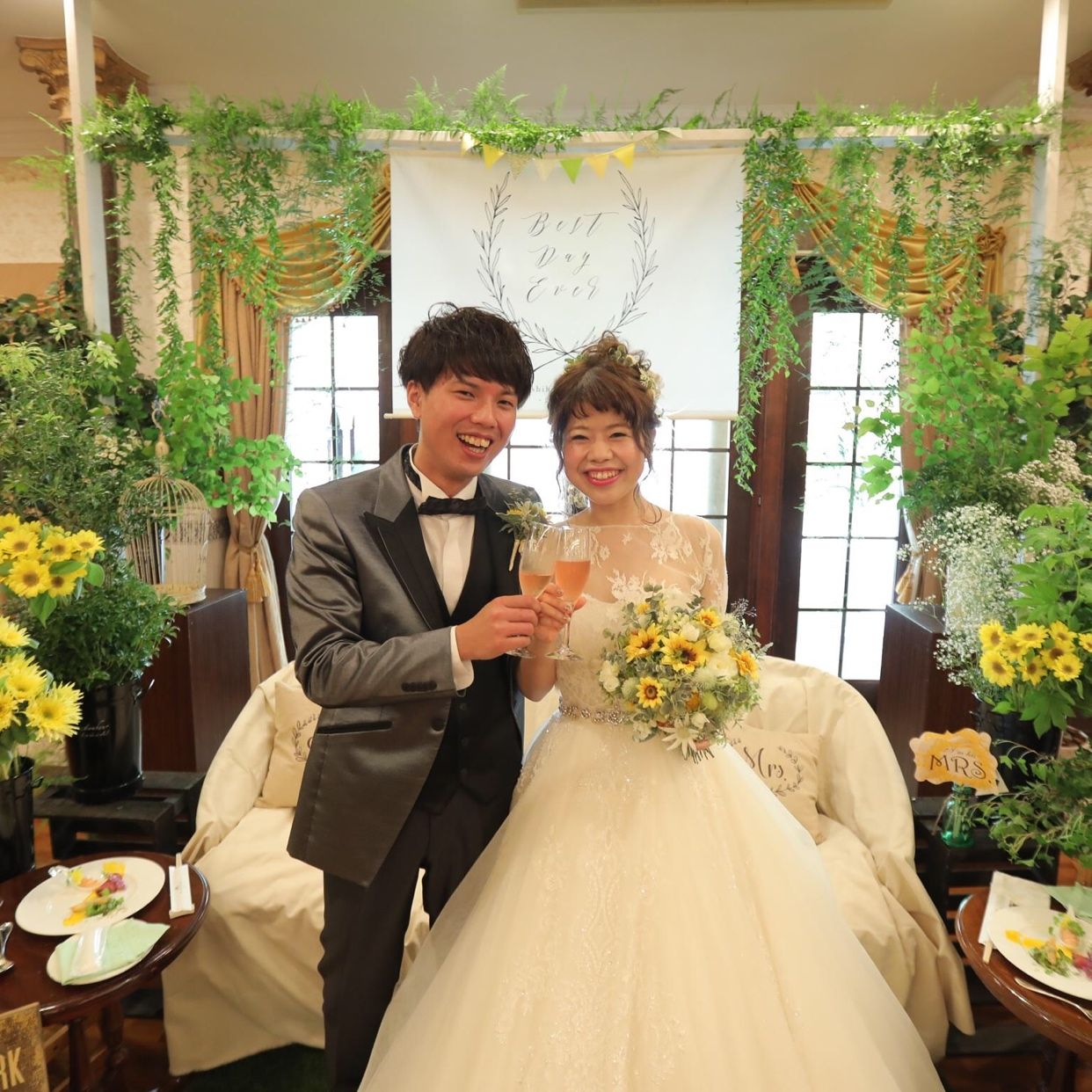 披露宴パーティのカバー写真