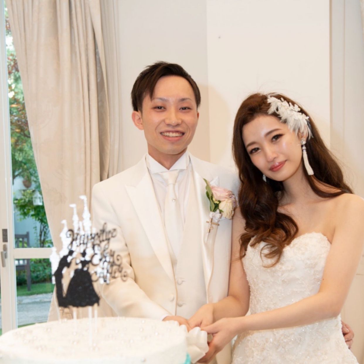 披露宴パーティのカバー写真