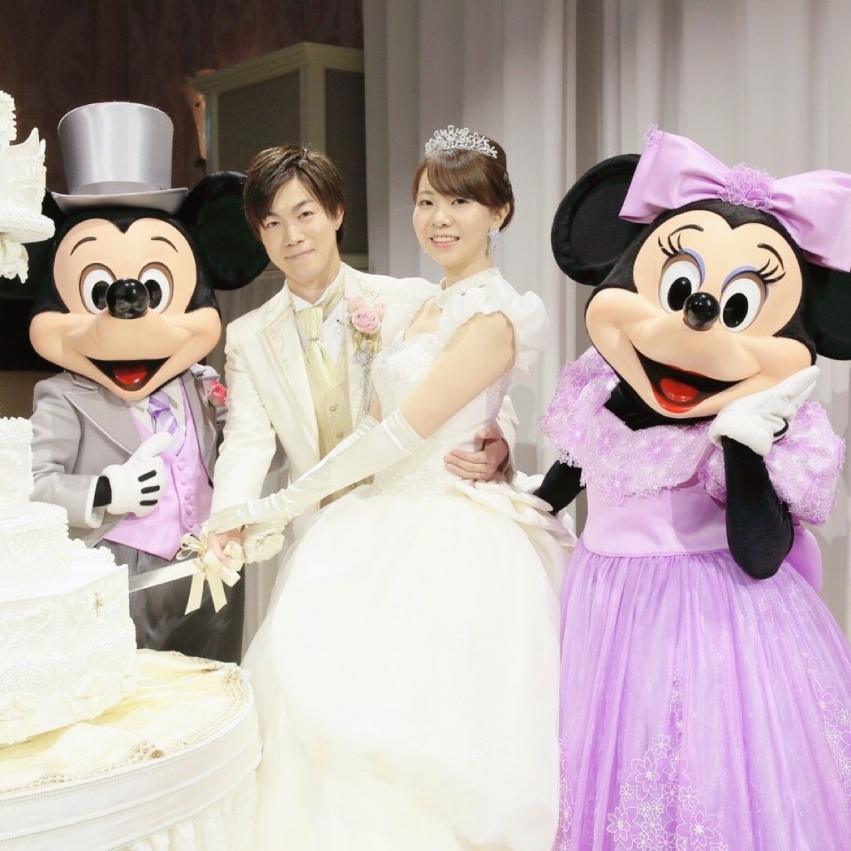 披露宴パーティのカバー写真