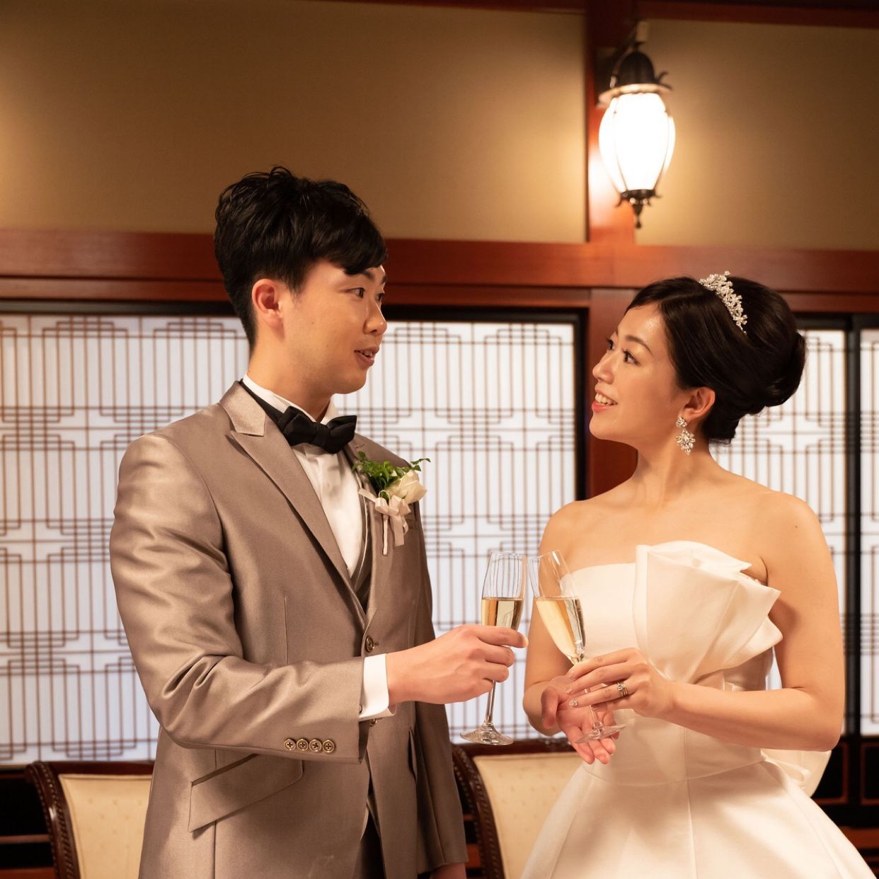 披露宴パーティのカバー写真