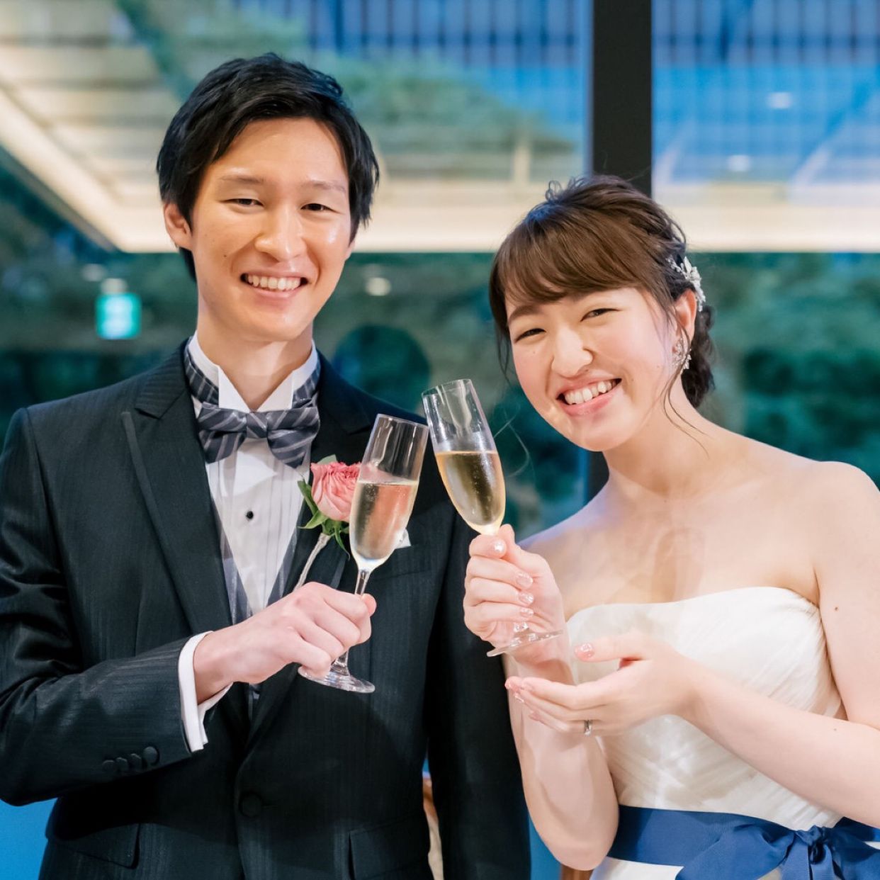 披露宴パーティのカバー写真