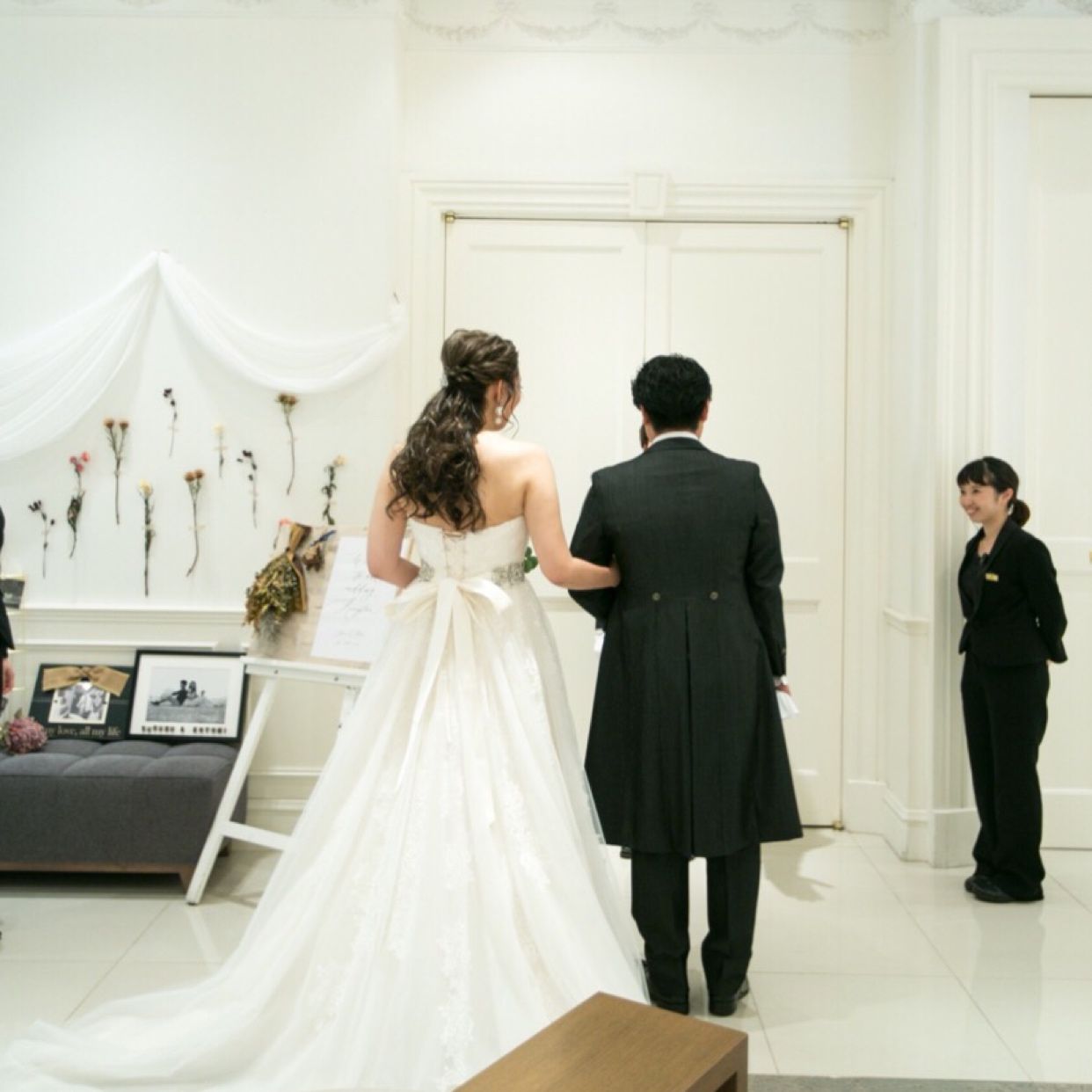 披露宴パーティのカバー写真