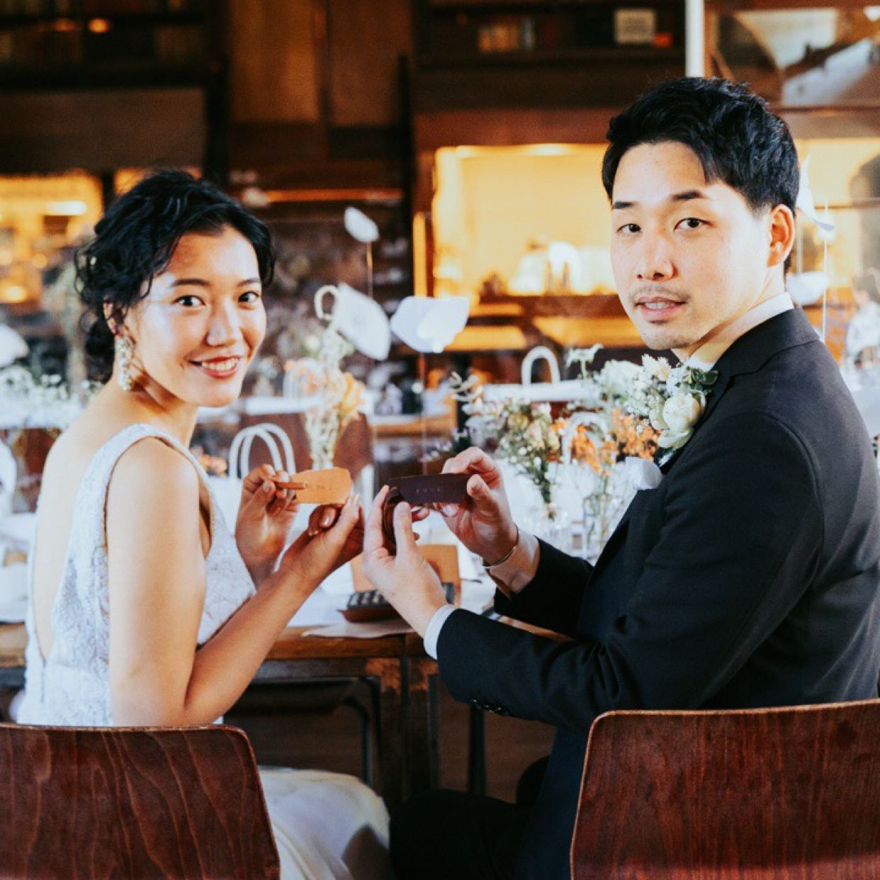 披露宴パーティのカバー写真