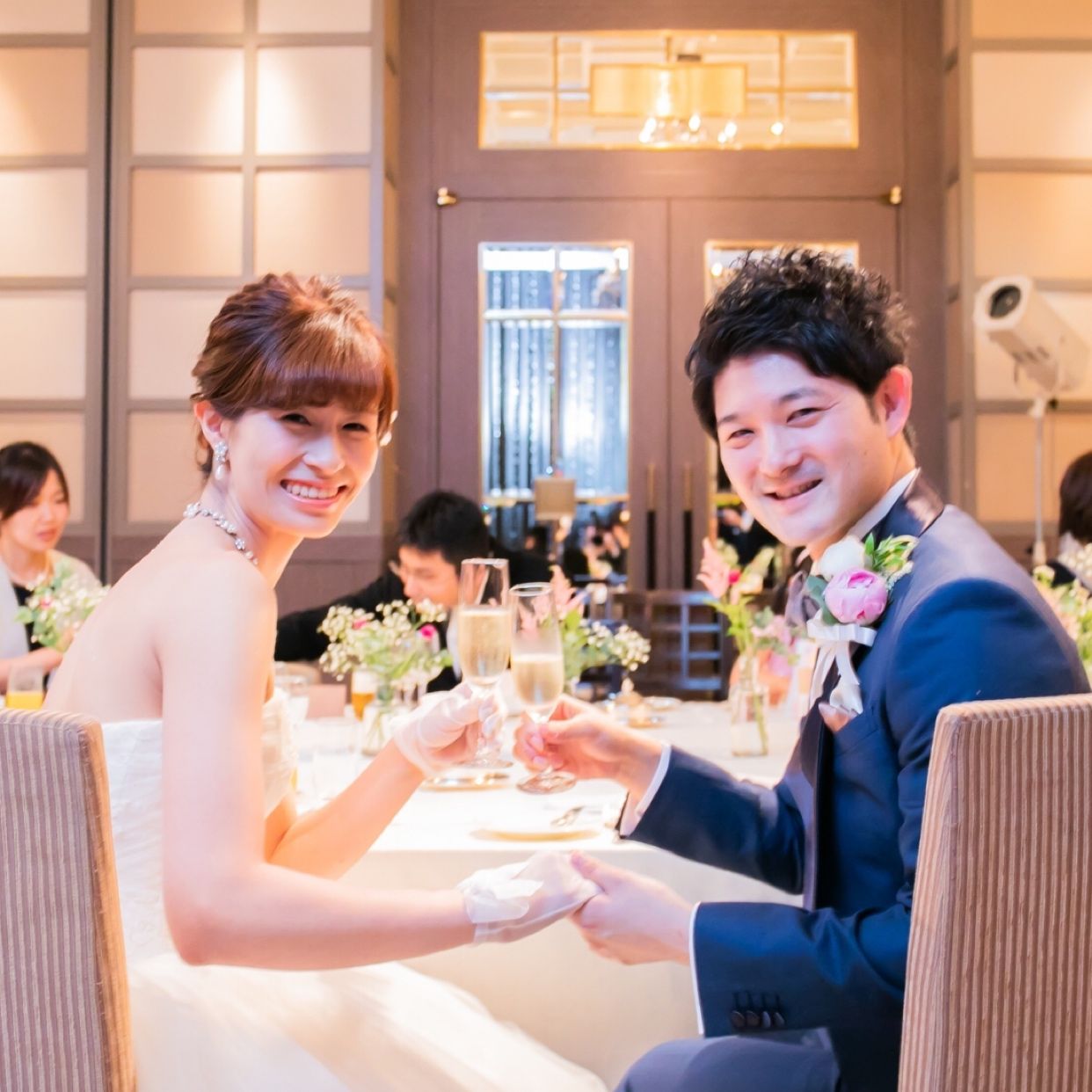 披露宴パーティのカバー写真