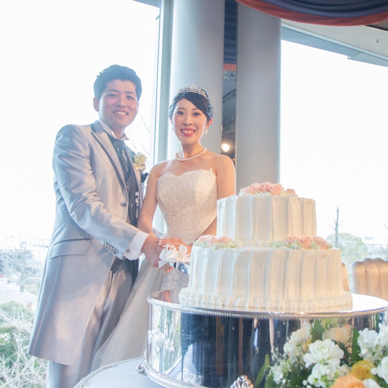 披露宴パーティのカバー写真