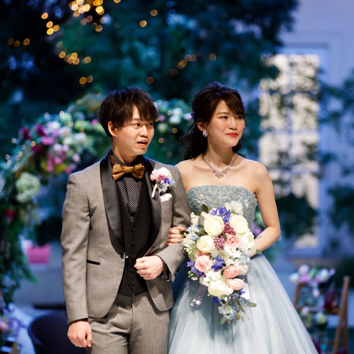 披露宴パーティのカバー写真