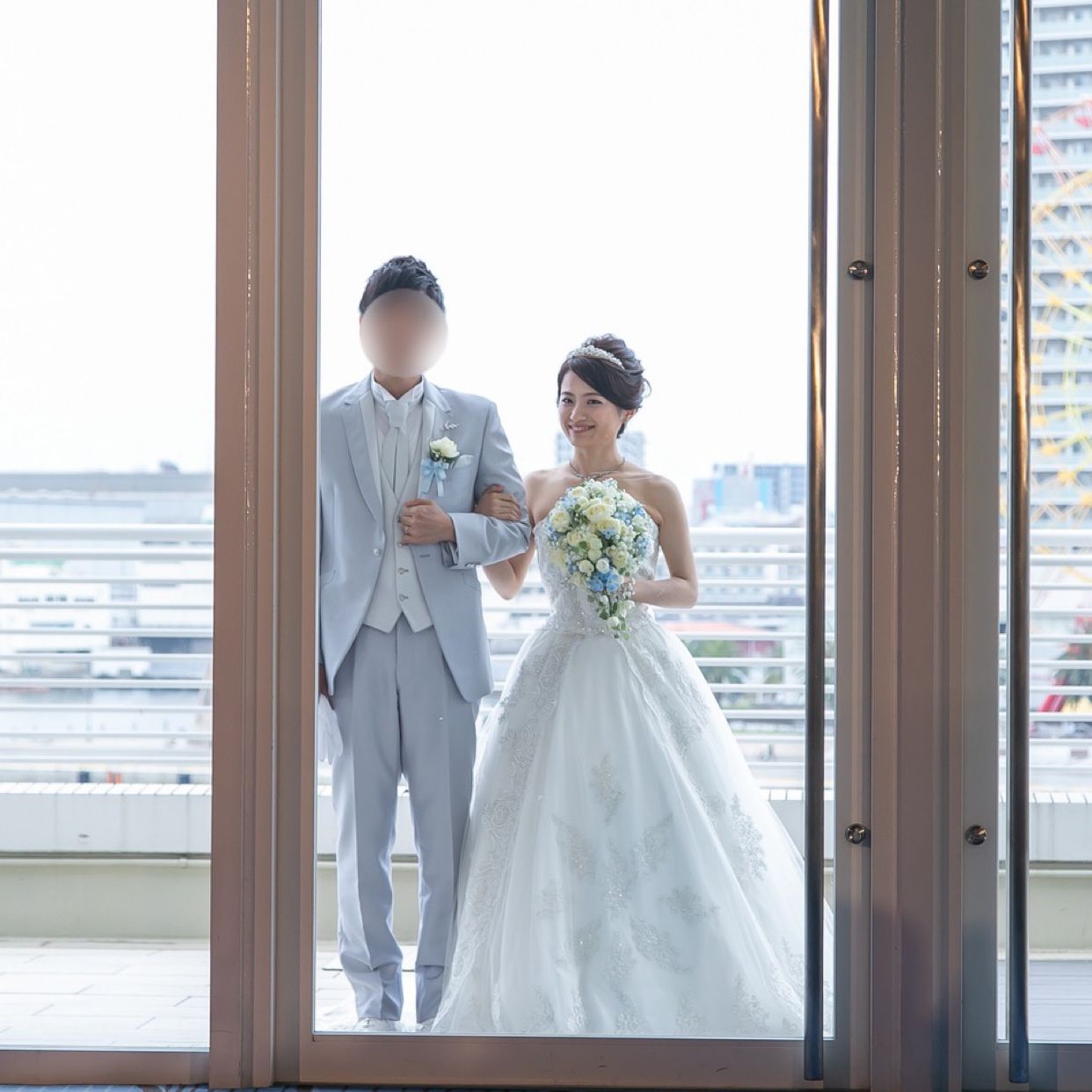 披露宴パーティのカバー写真