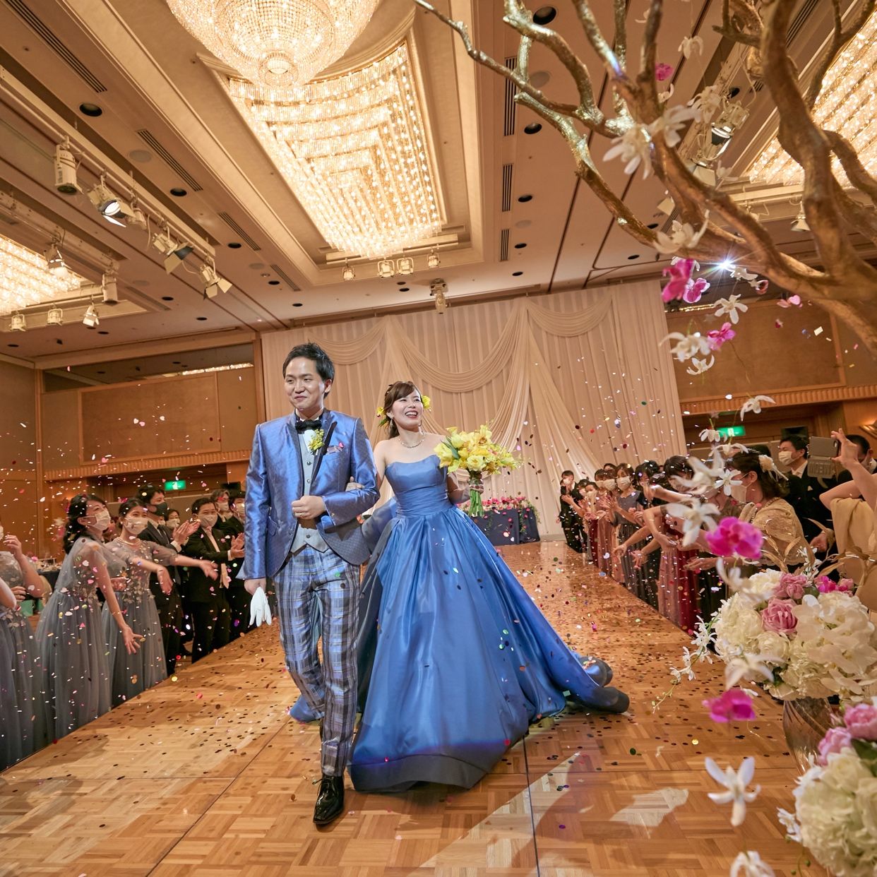 披露宴パーティのカバー写真