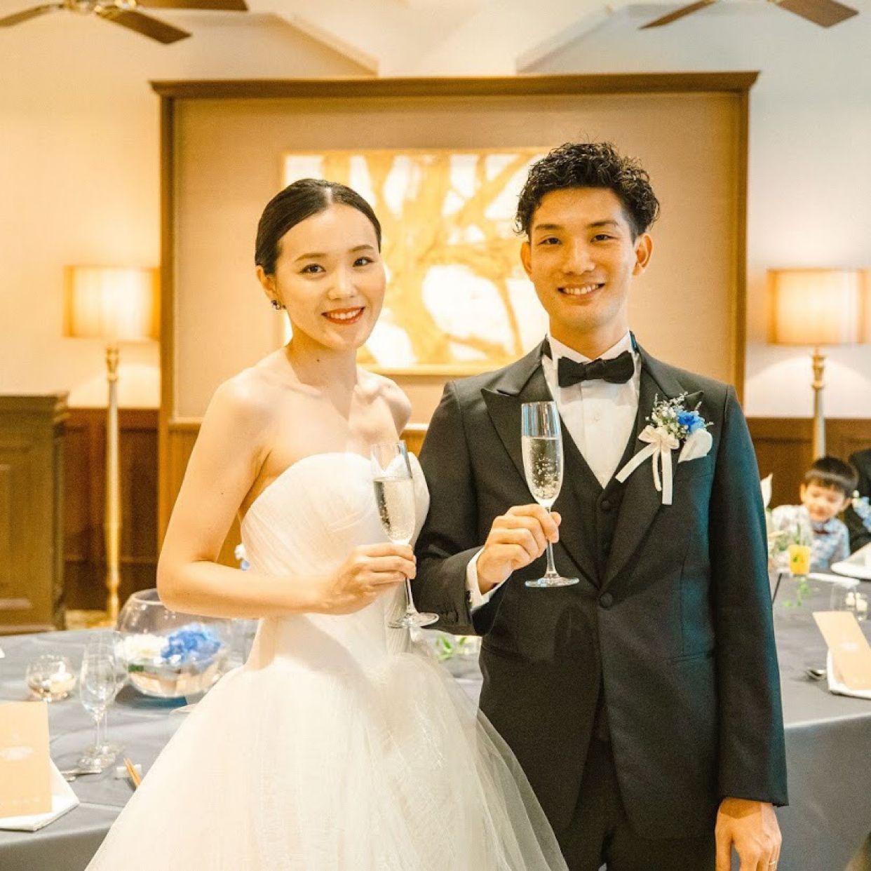 披露宴パーティのカバー写真