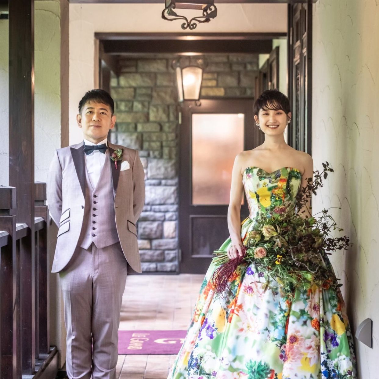 披露宴パーティのカバー写真