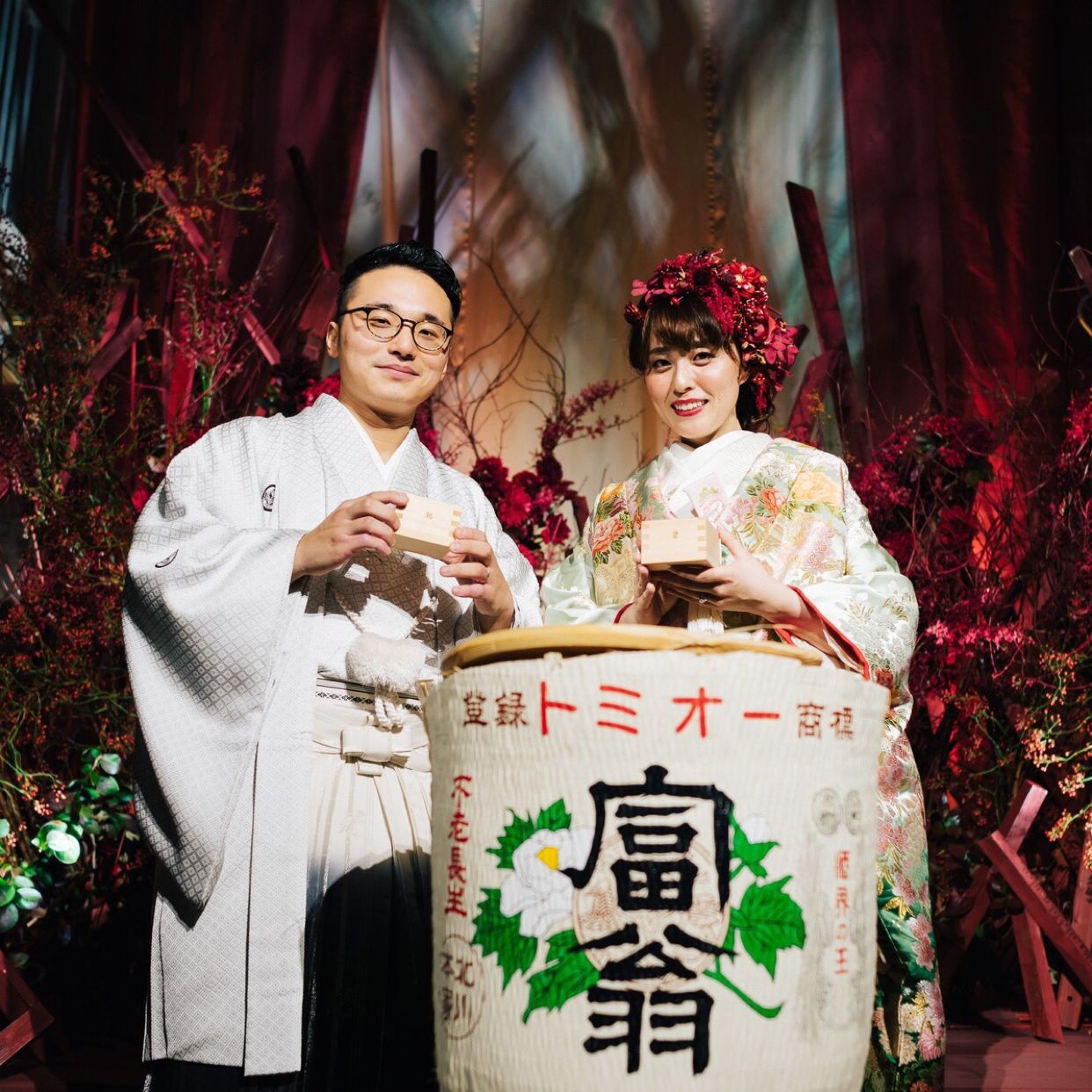 披露宴パーティのカバー写真