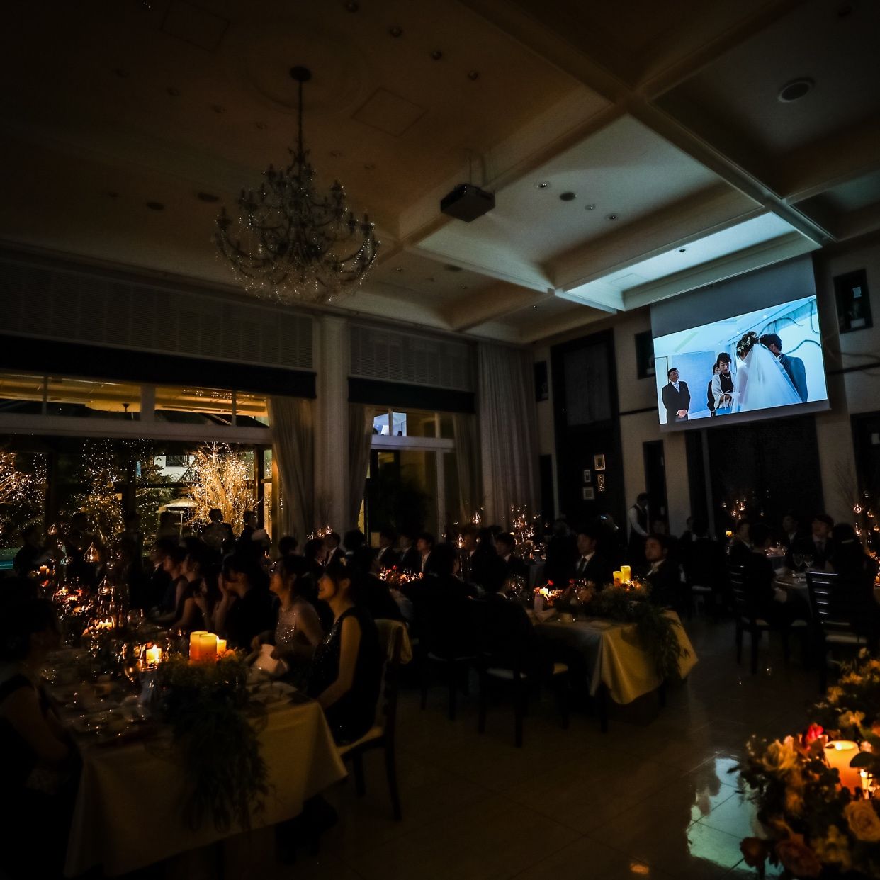 披露宴パーティのカバー写真