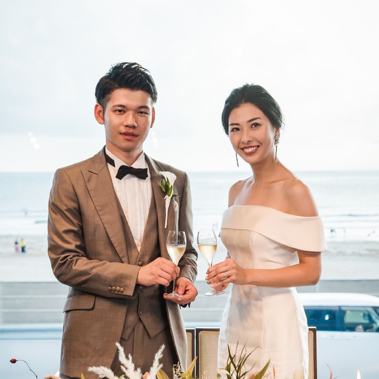 披露宴パーティのカバー写真