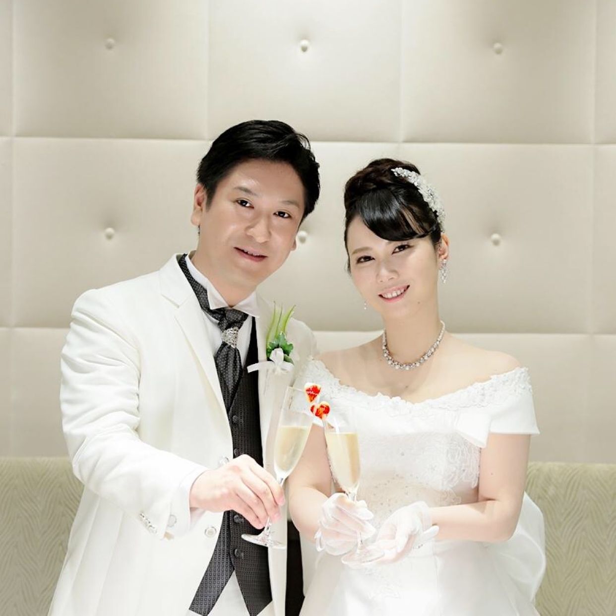 披露宴パーティのカバー写真