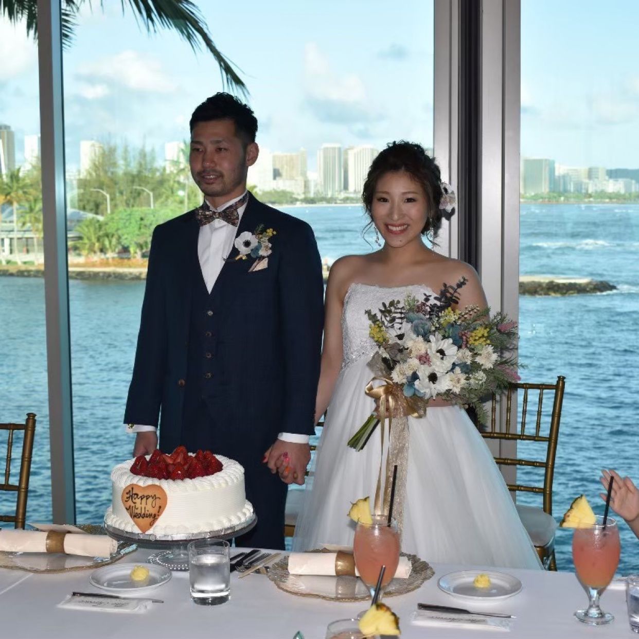 披露宴パーティのカバー写真