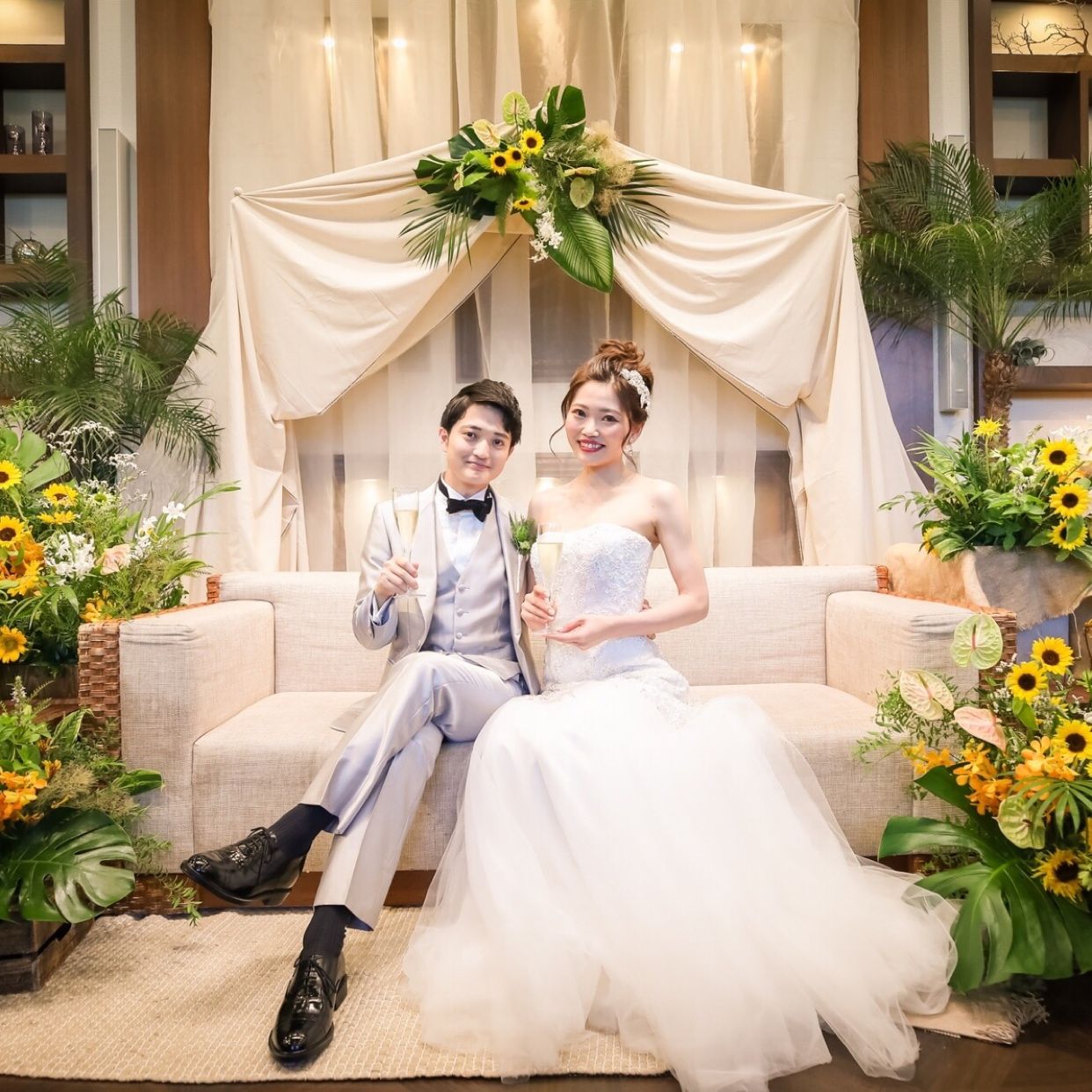 披露宴パーティのカバー写真