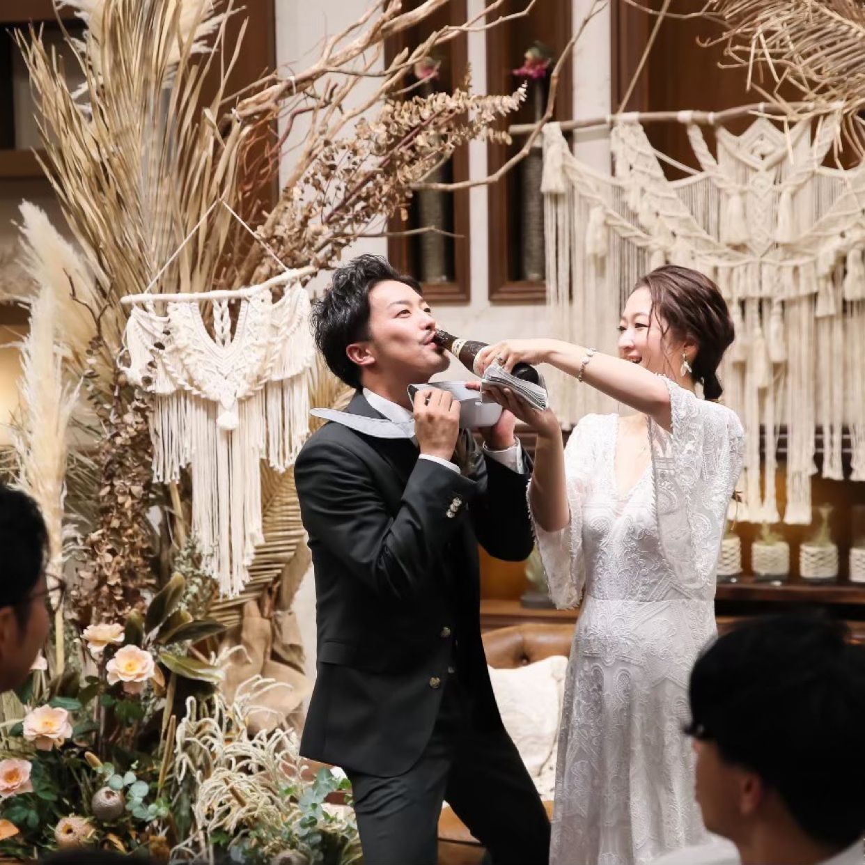 披露宴パーティのカバー写真