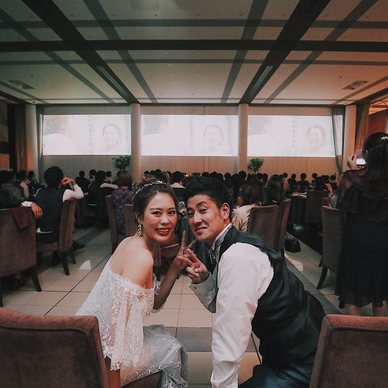 披露宴パーティのカバー写真