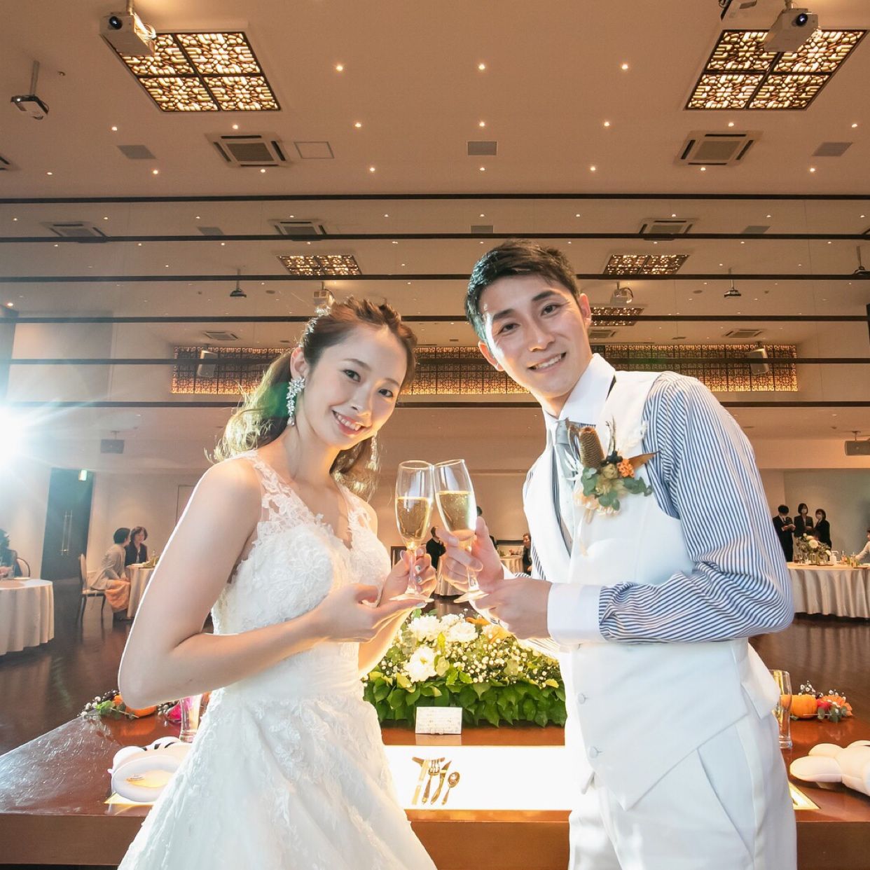 披露宴パーティのカバー写真