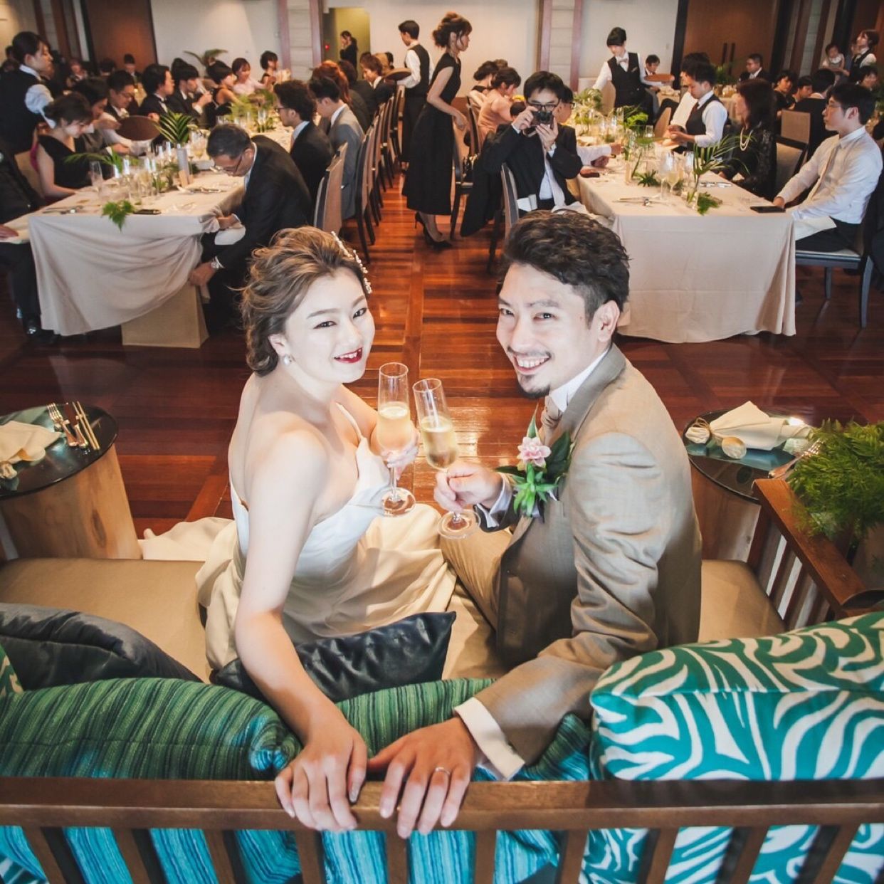 披露宴パーティのカバー写真