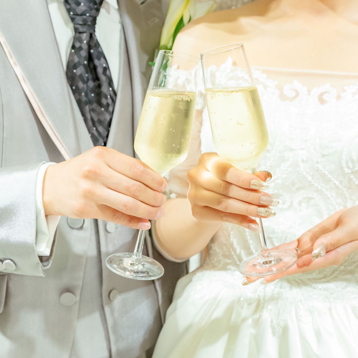 披露宴パーティのカバー写真