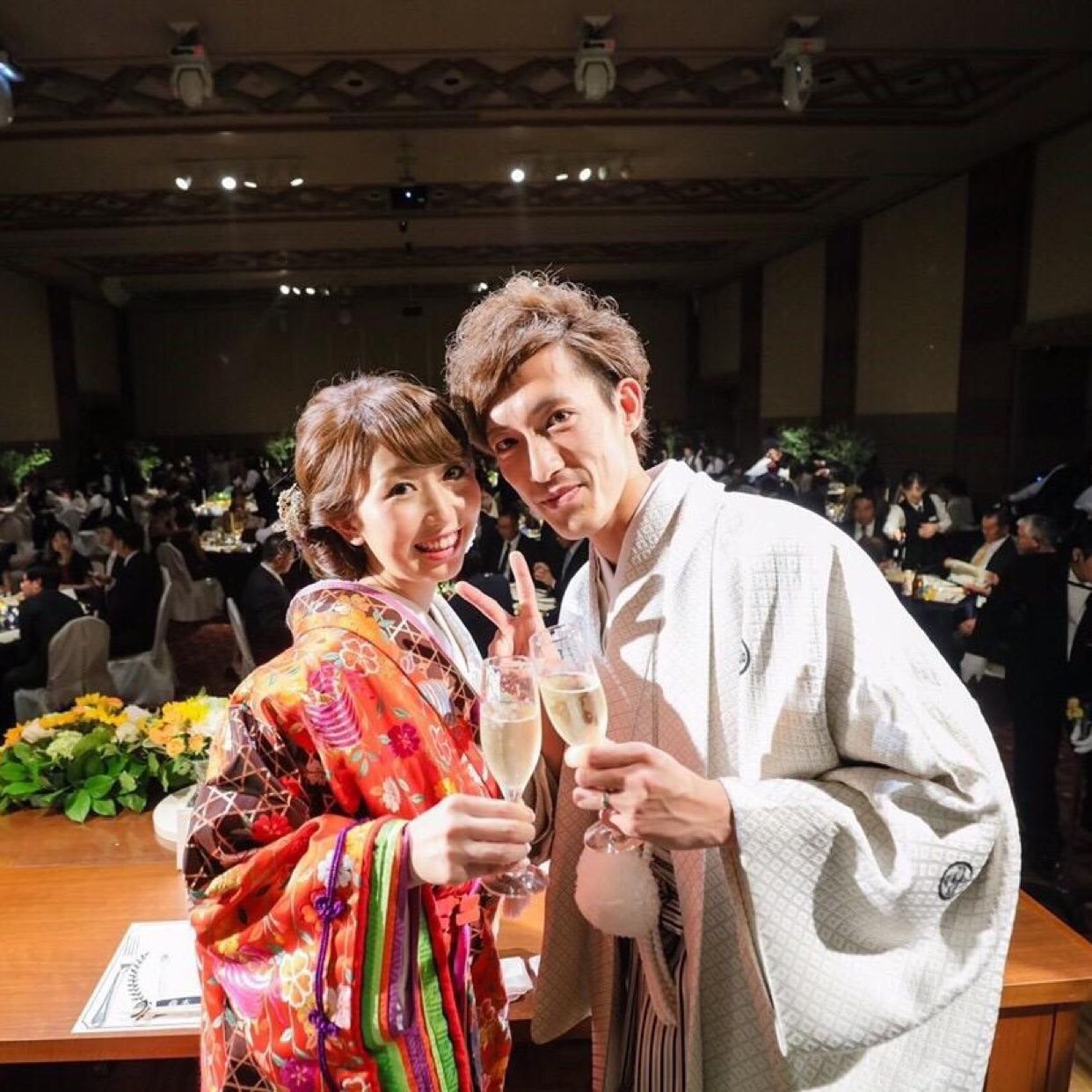 披露宴パーティのカバー写真