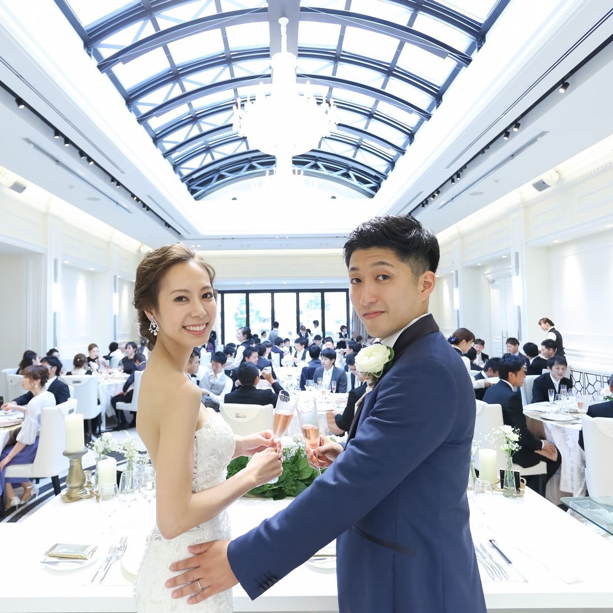 披露宴パーティのカバー写真