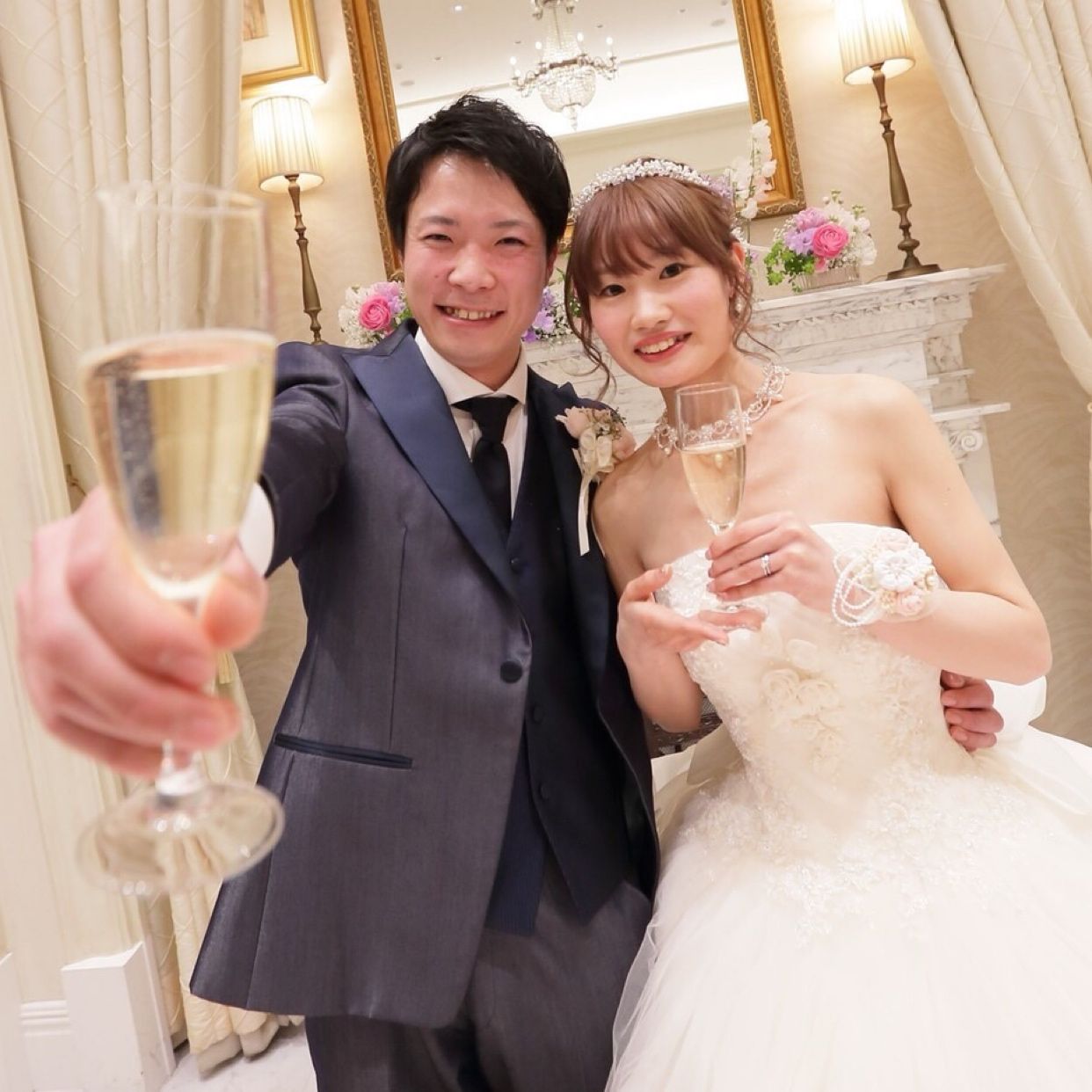 披露宴パーティのカバー写真