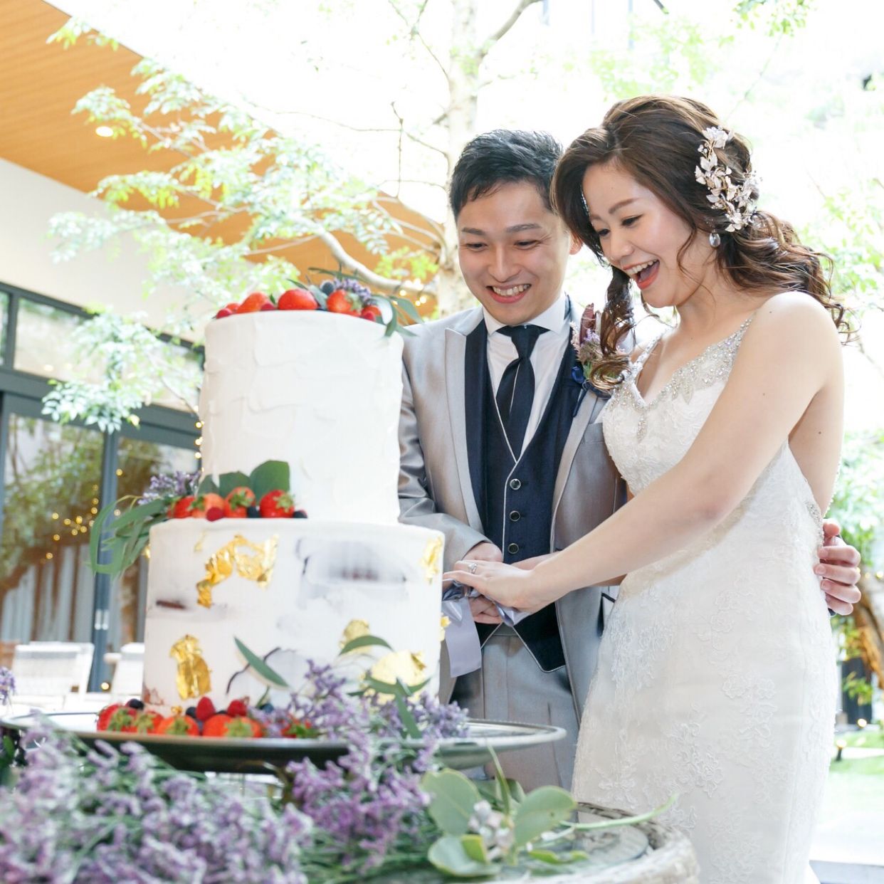 披露宴パーティのカバー写真