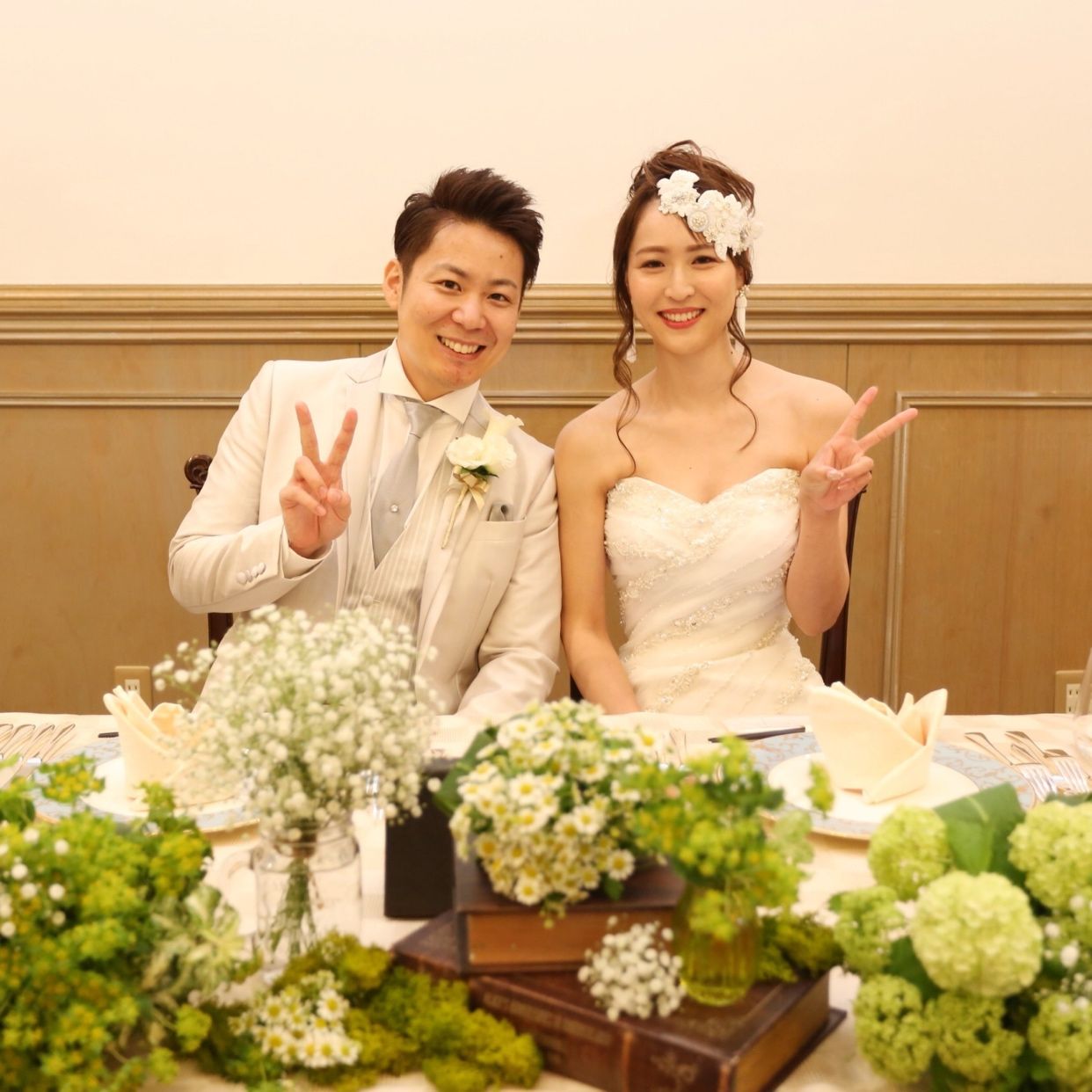 披露宴パーティのカバー写真