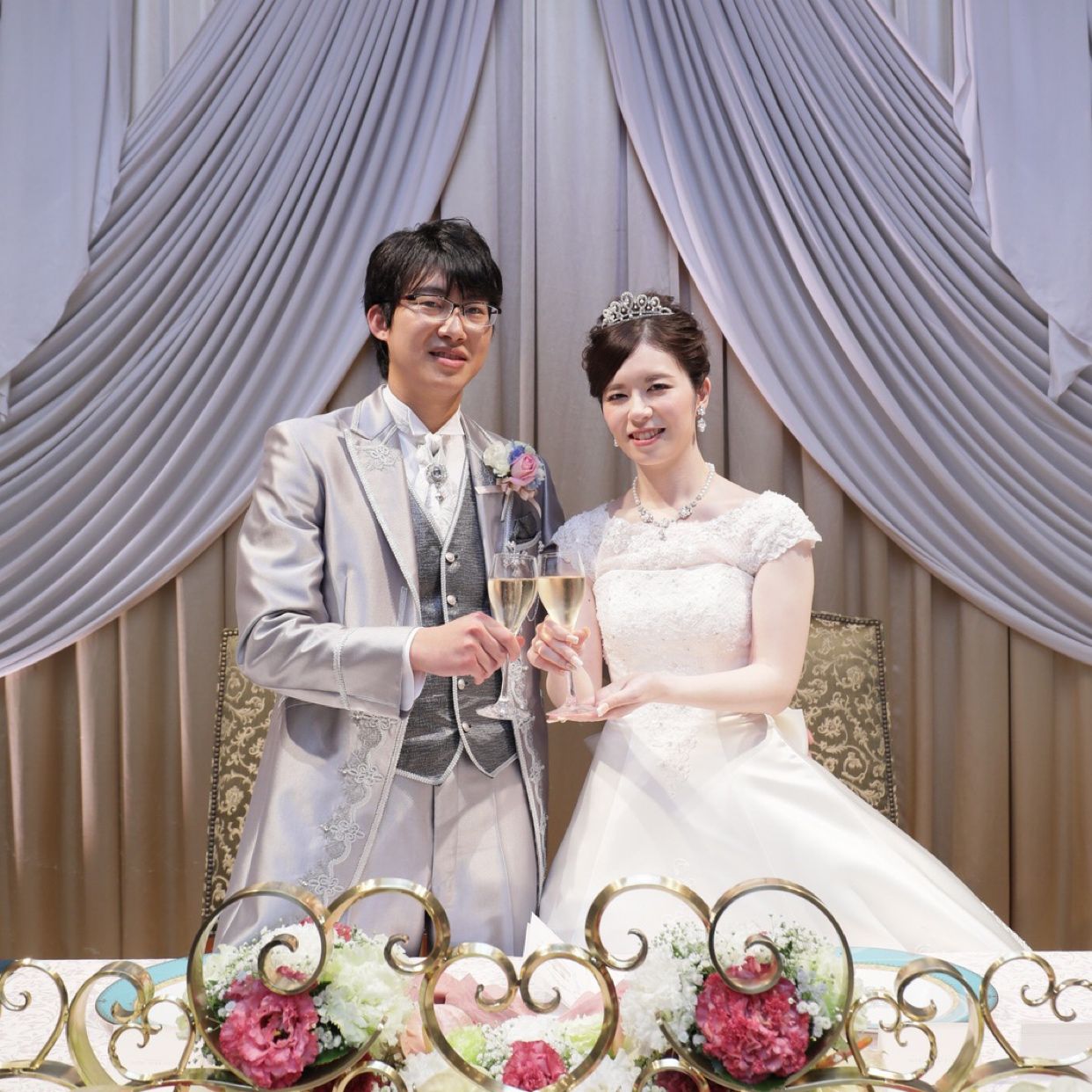 披露宴パーティのカバー写真