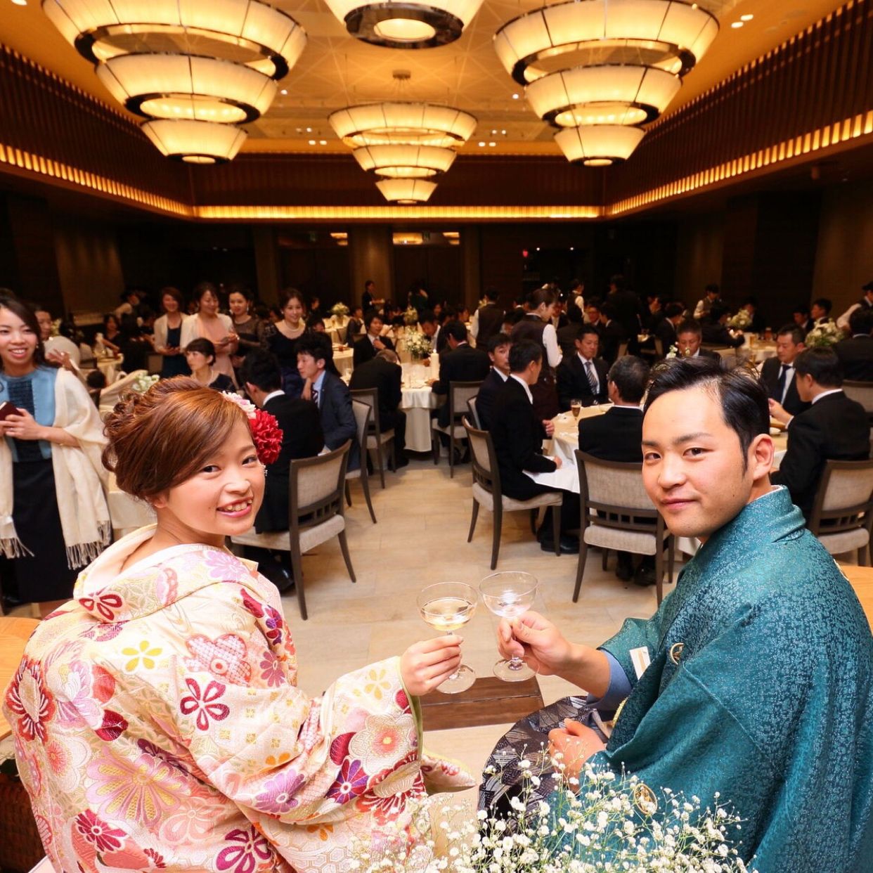 披露宴パーティのカバー写真