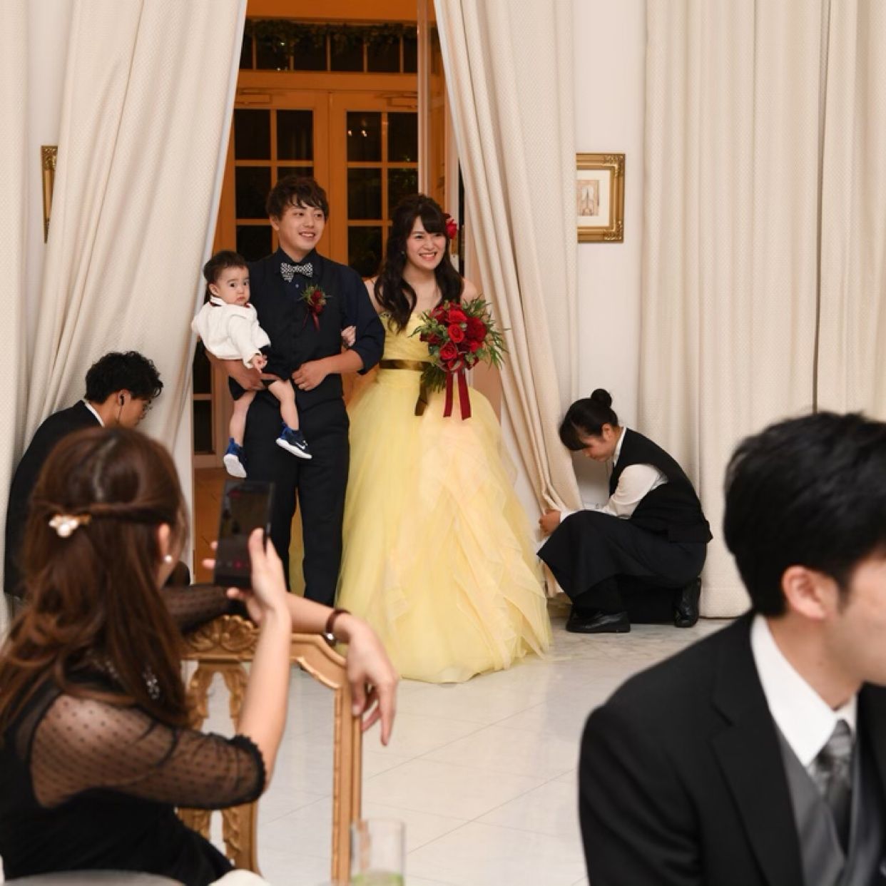 披露宴パーティのカバー写真