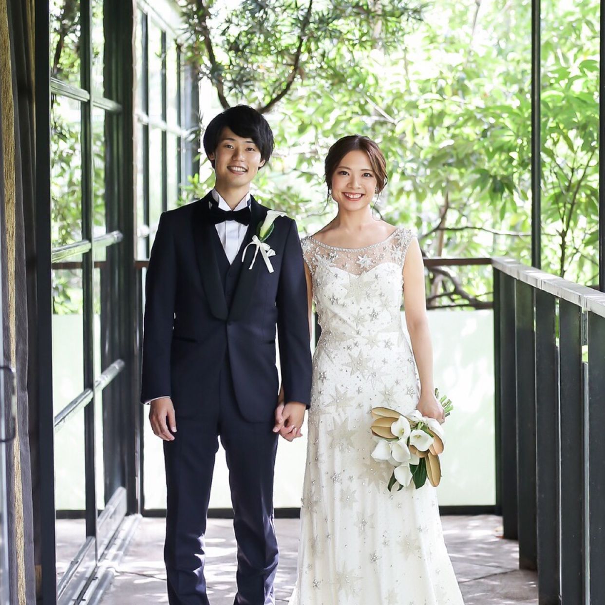 披露宴パーティのカバー写真