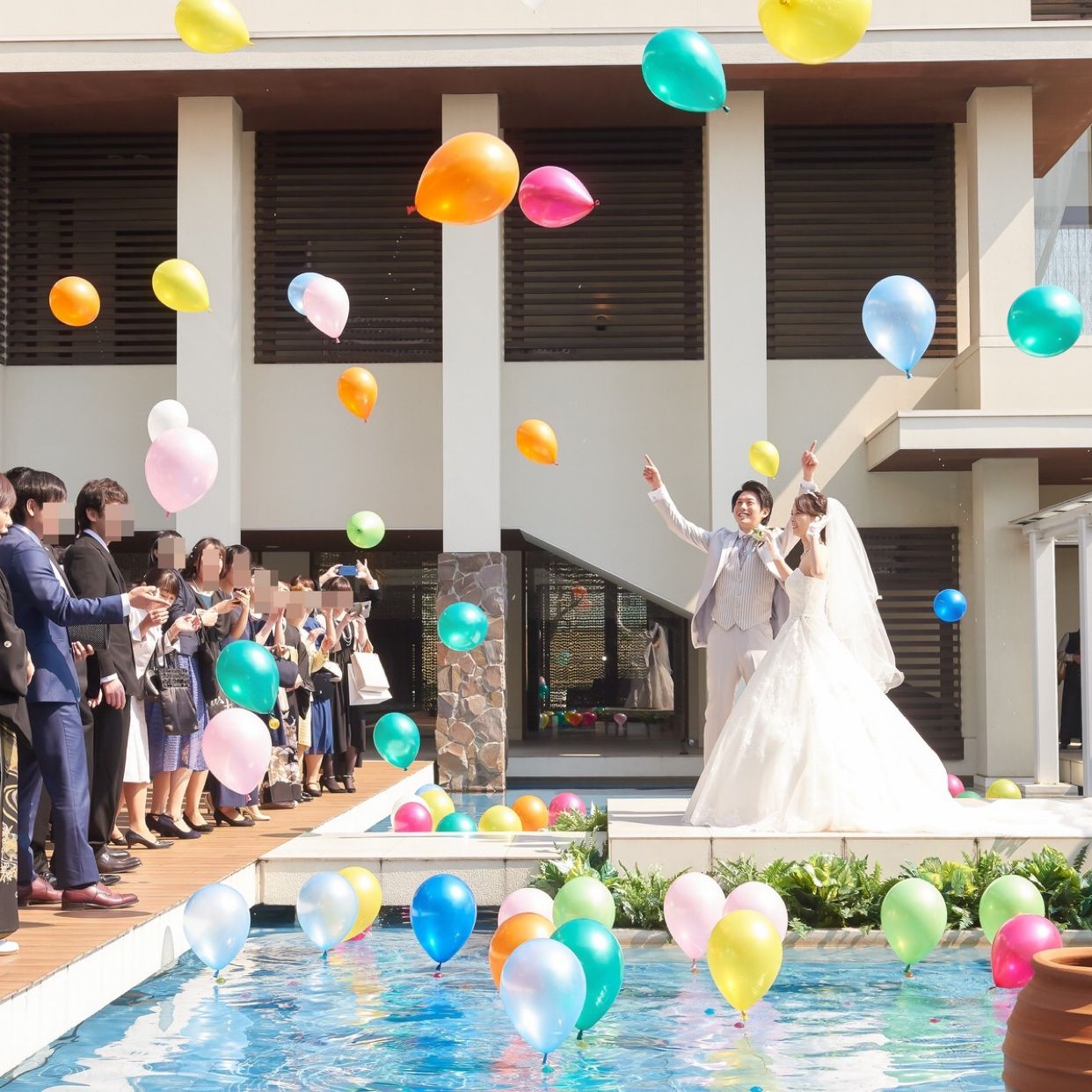 披露宴パーティのカバー写真